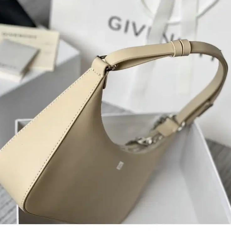 Fashionreps Givenchy 2206RF0001 Bag 0805